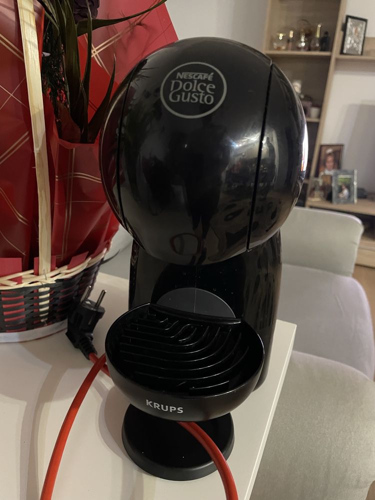 aparat cafea dolce gusto