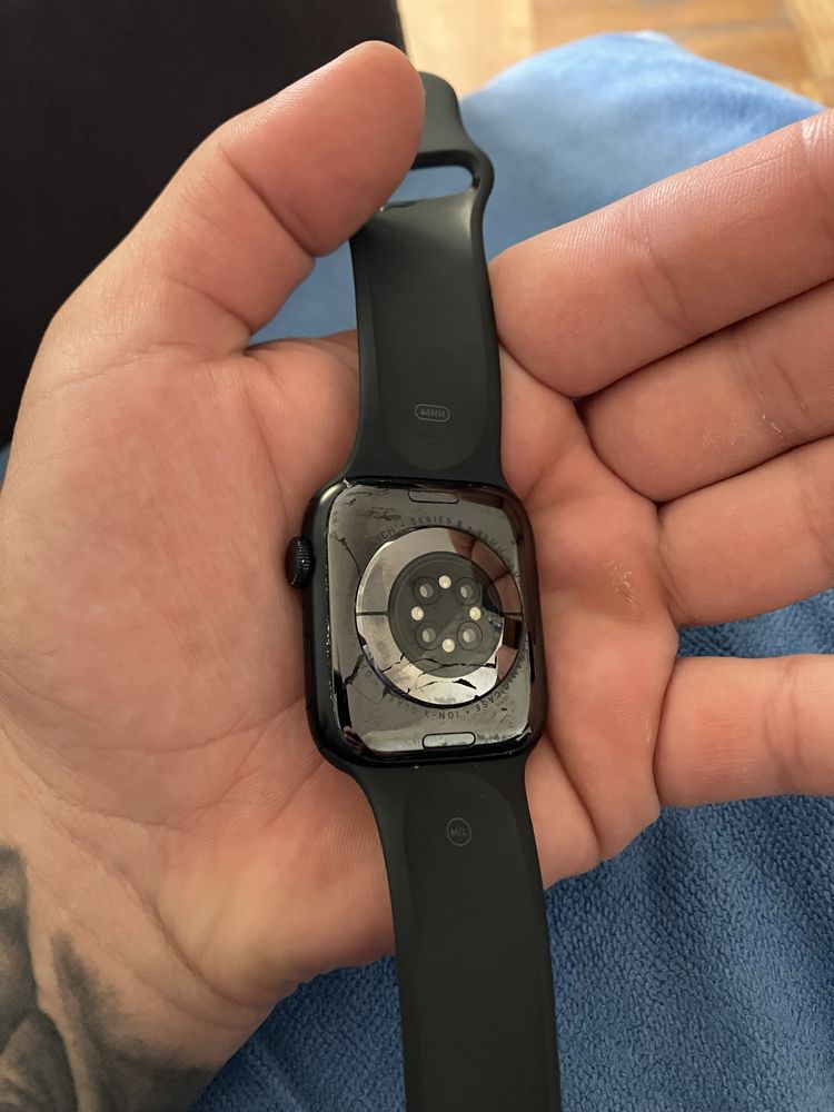 Apple Watch 8 45mm