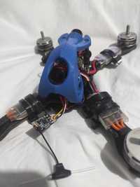 Drona fpv racing