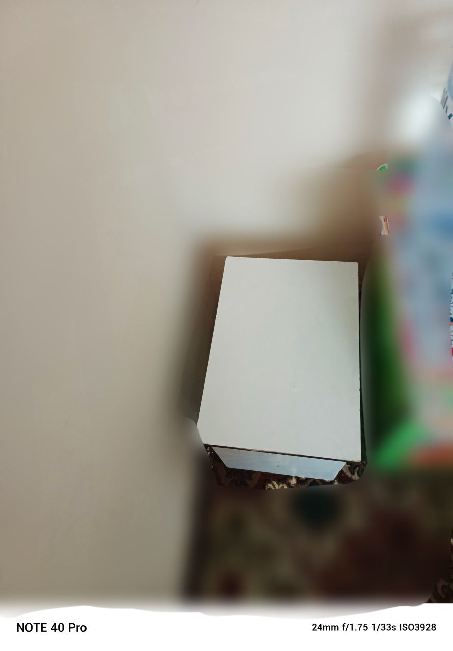 Pardoz oyna,2 ta tumbochka, va stulcha sotiladi
