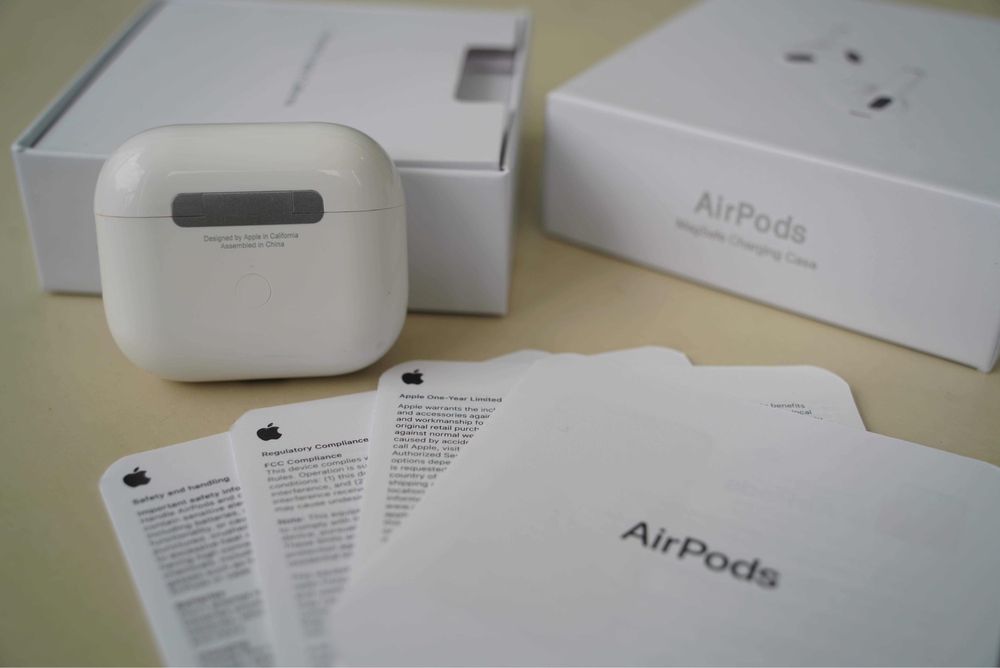 Слушалки Apple AirPods (3rd Generation)