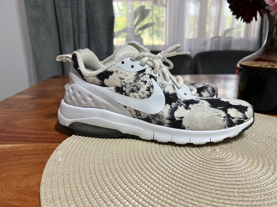 Nike Air Max Motion Lw Print