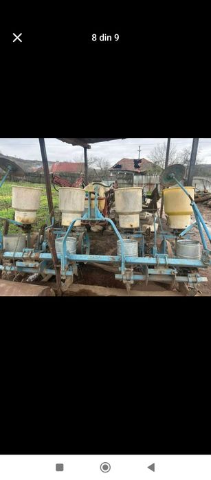 Vând sămănătoare mecanica porumb și pompa de erbicidat
