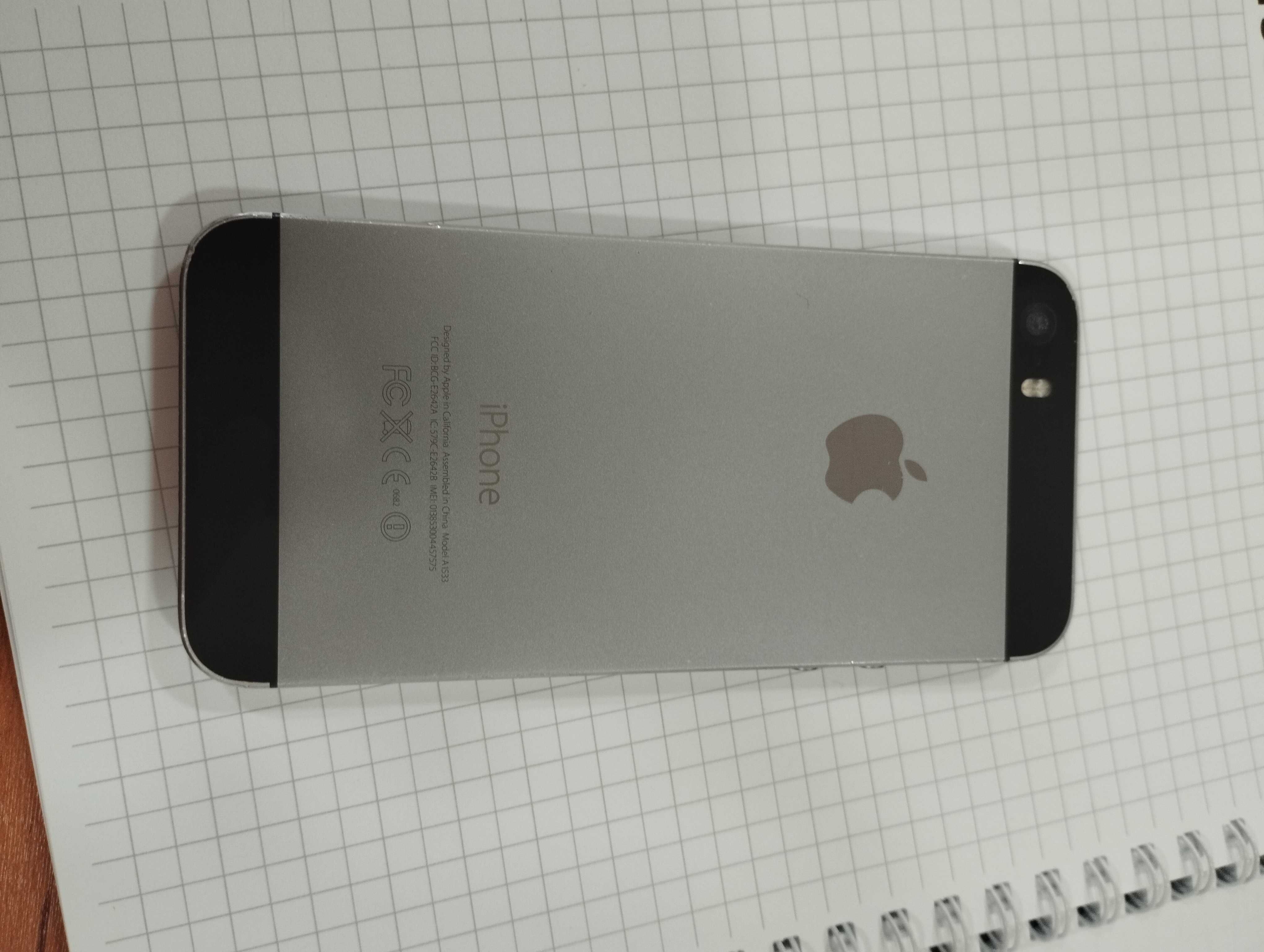 iPhone 5s space grey