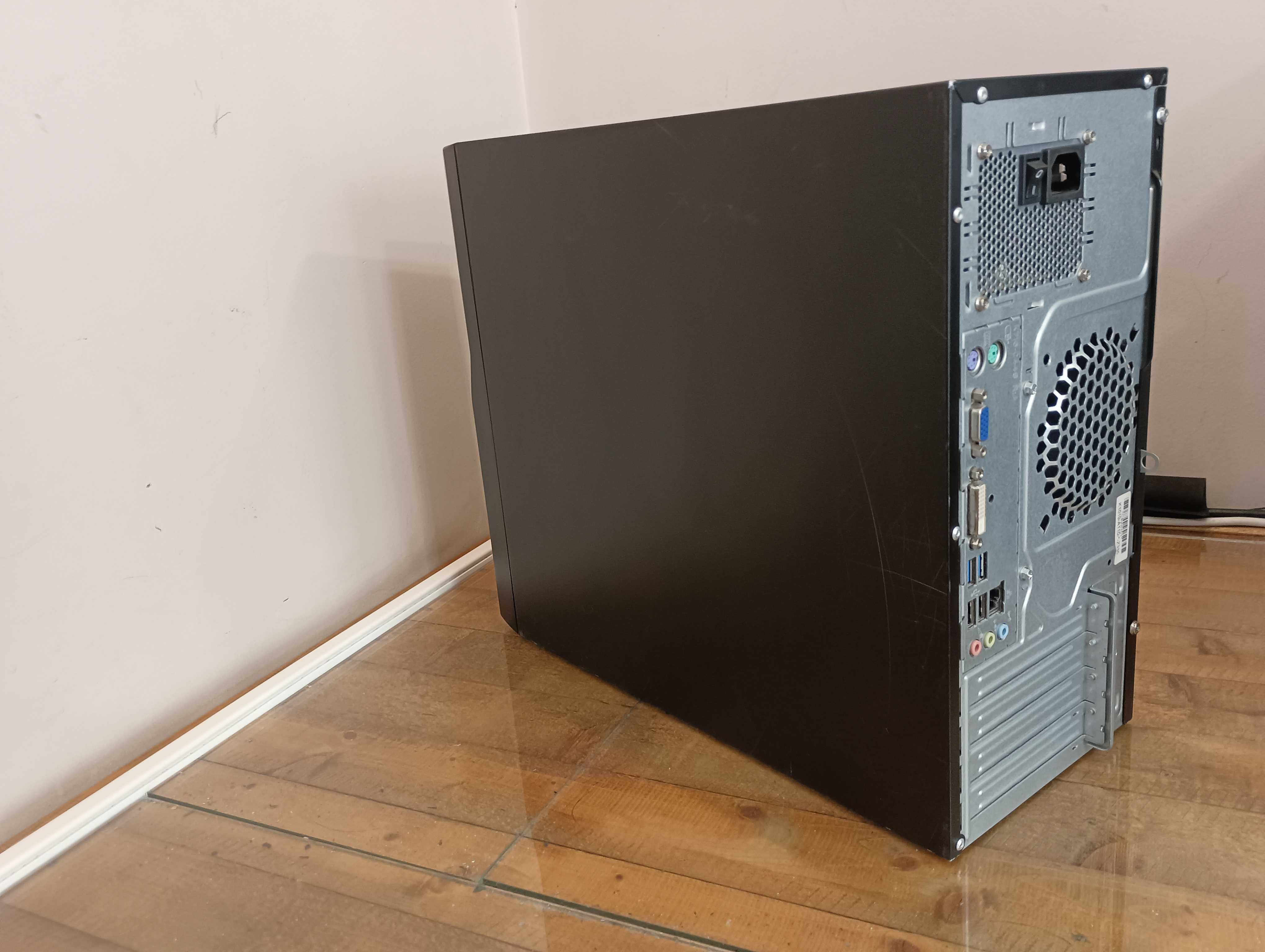Настолен компютър Fujitsu Esprimo P420