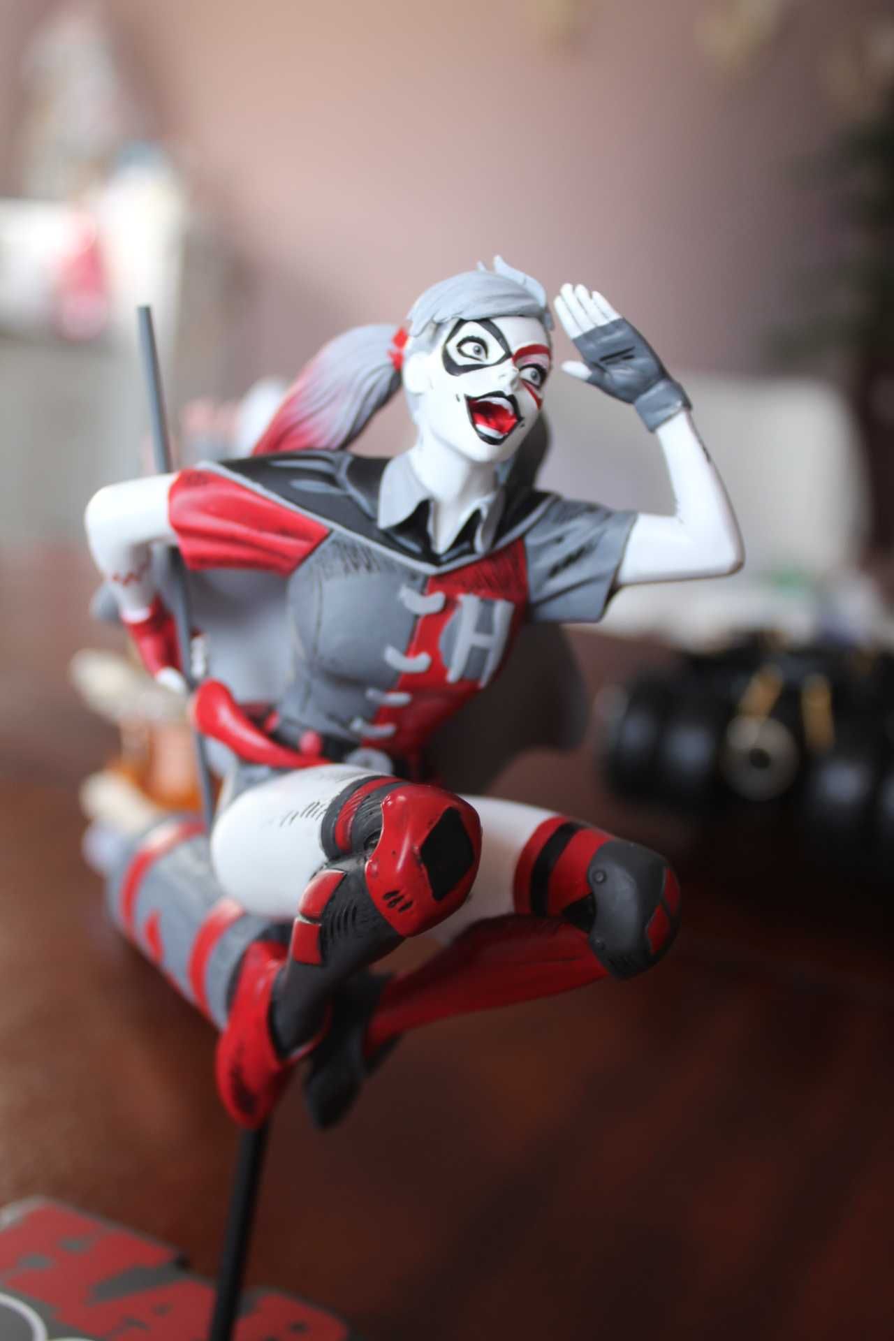 Harley Quinn McFarlane DC Direct Batman Статуетка Фигурка