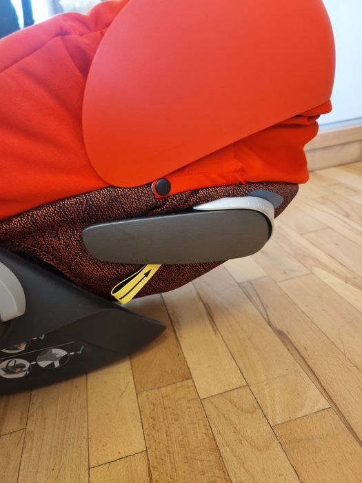 Cybex cloud  Z кош/стол за кола за бебе