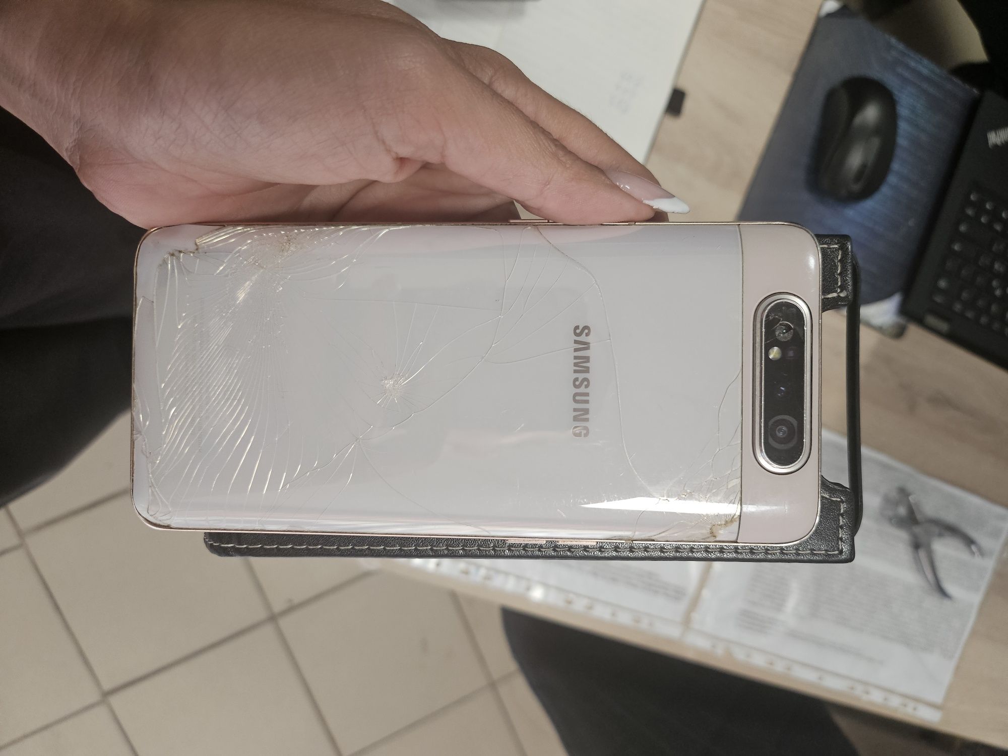 Samsung galaxy  A80