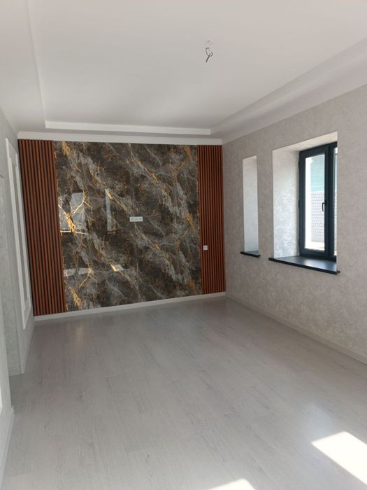 Xonobod 1 sotix 4 xona Tayyor remont Uglavoy joylashgan