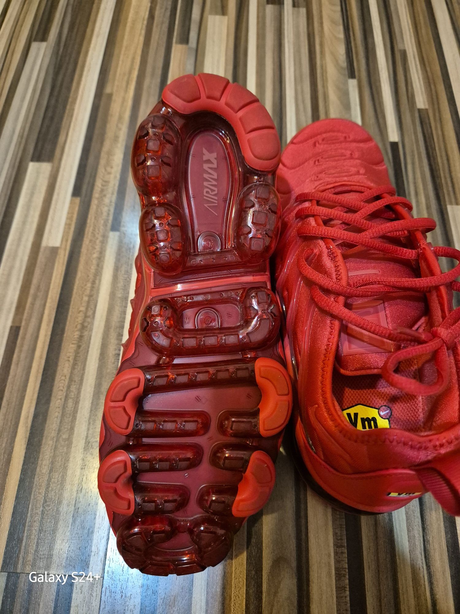 Маратонки Nike Air Vapormax Plus