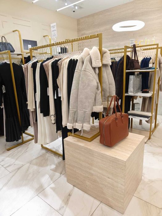 Продам стойки для магазина одежды