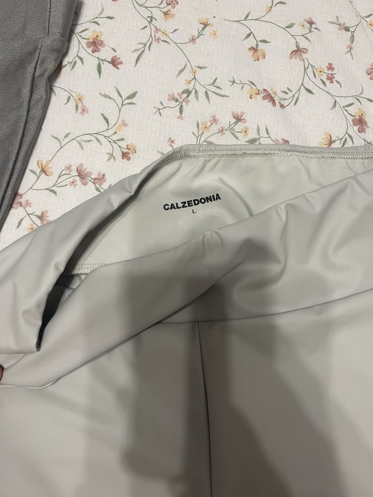 Клин Stradivarius и Calzedonia