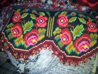Draperii pentru geamuri, perete, țesute manual