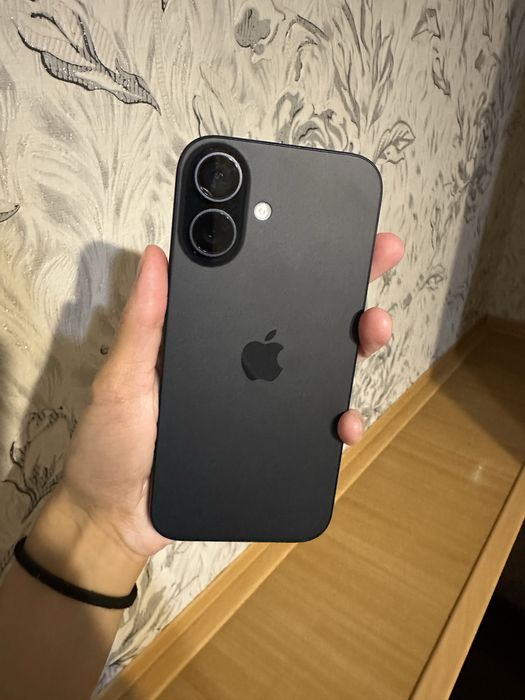 Айфон 16,128 гб продам