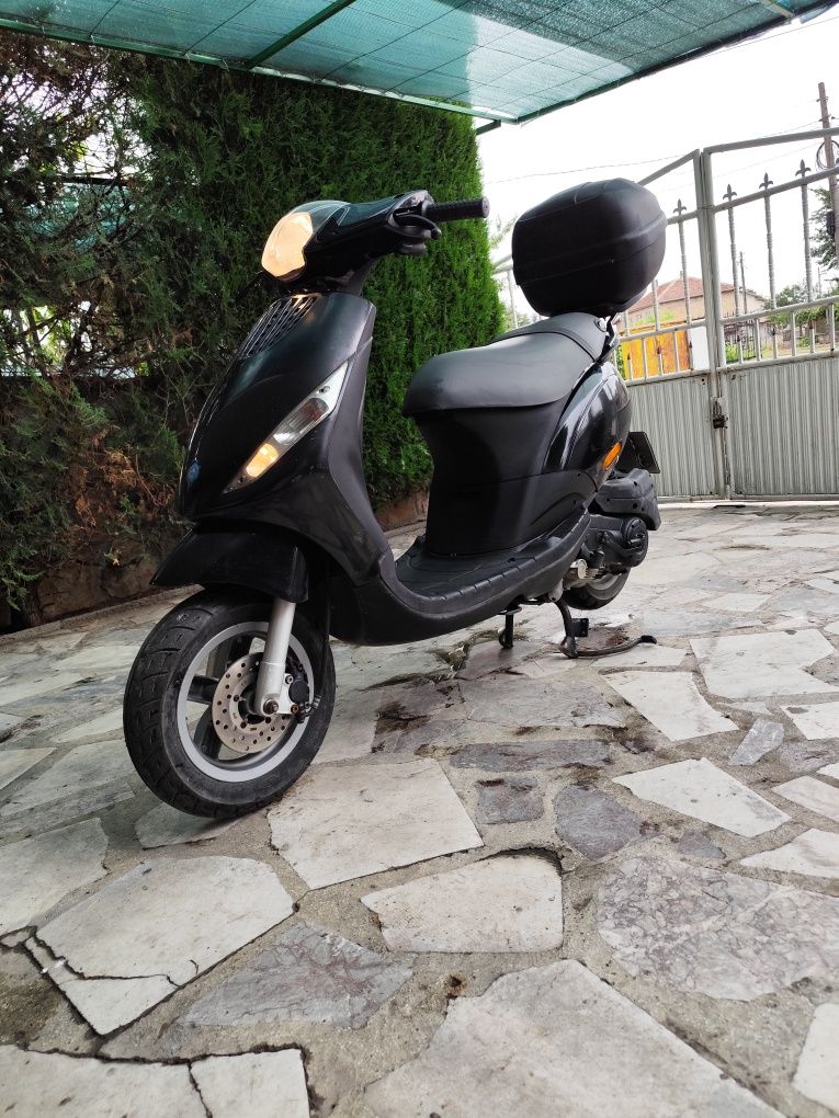 Piaggio Zip 100 кубика