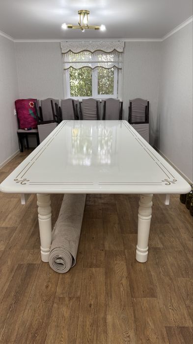 Продам бу стол гостинная 1м*4 м