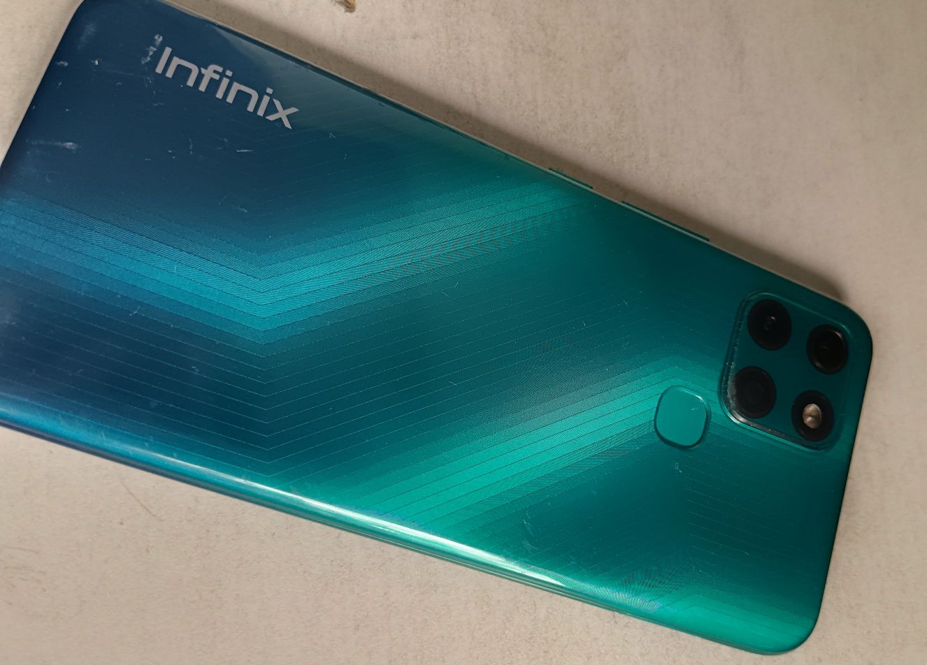 Продам Infinix smart 6