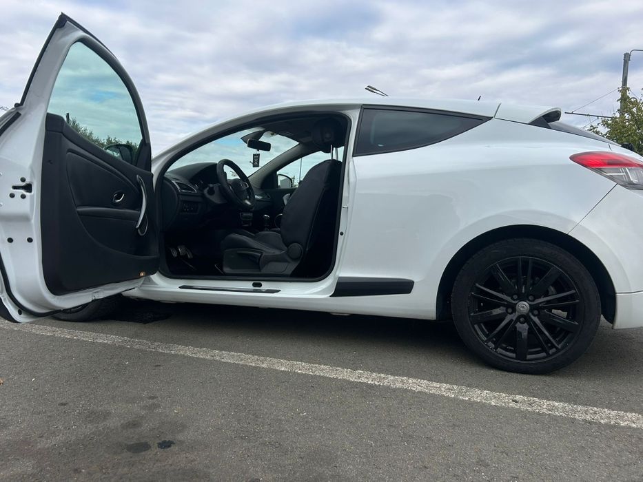 Renaul Megane masină cochetă