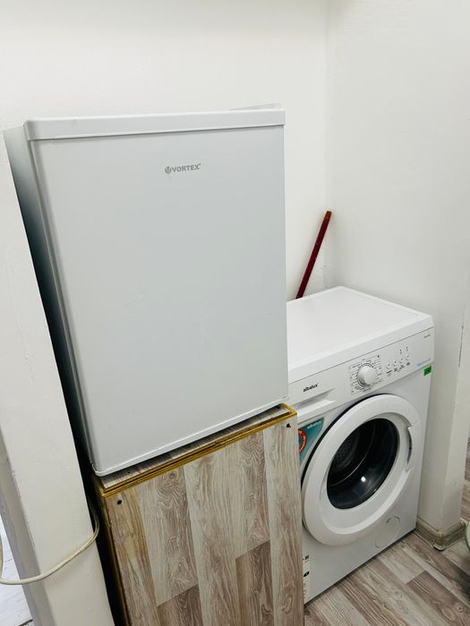 Inchiriez apartament