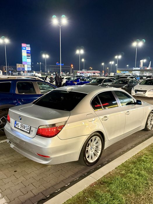 Vand/schimb BMW E60 automata 525 177 cai impecabila