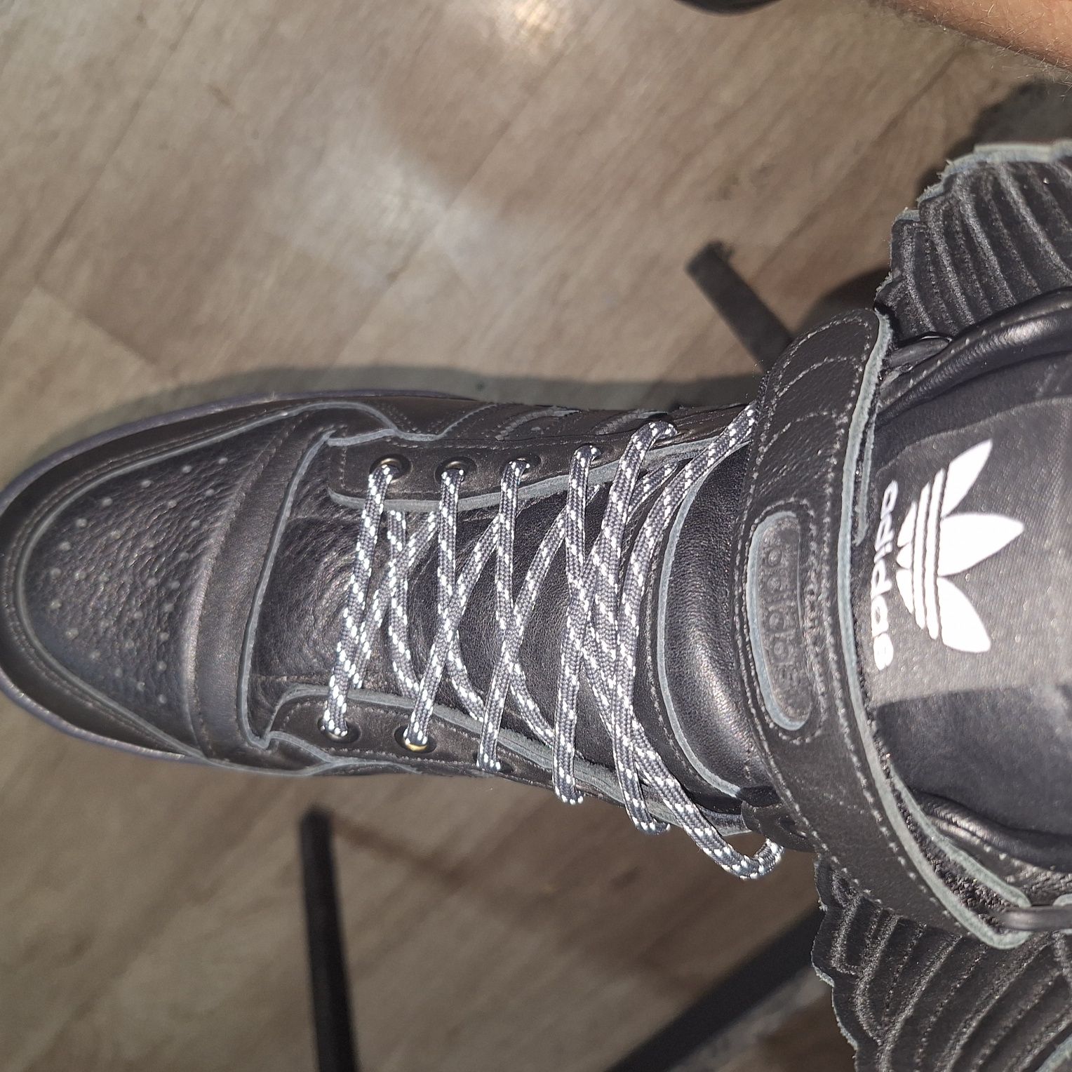 Jeremy scott 4.0 black