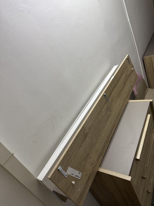 Mobilier camera tineret