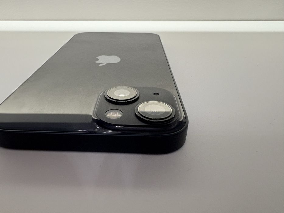 iPhone 13 128 GB Midnight Blue