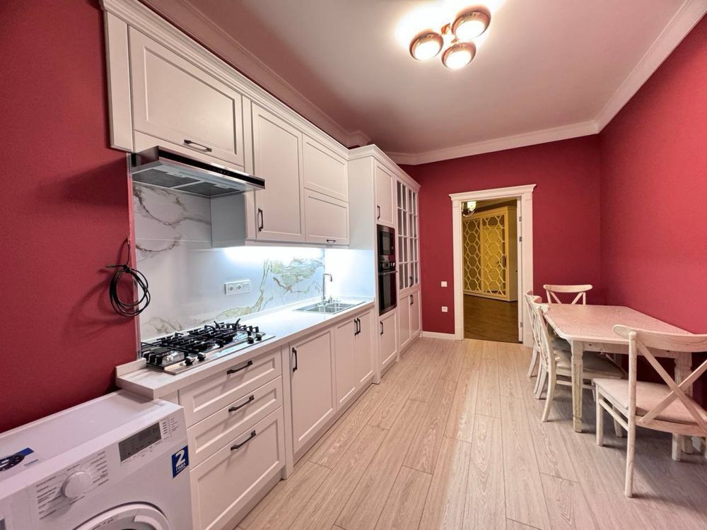 Срочно! Продаётся 4-х комнатная квартира в ЖК «Parisien” Мукумий Мост