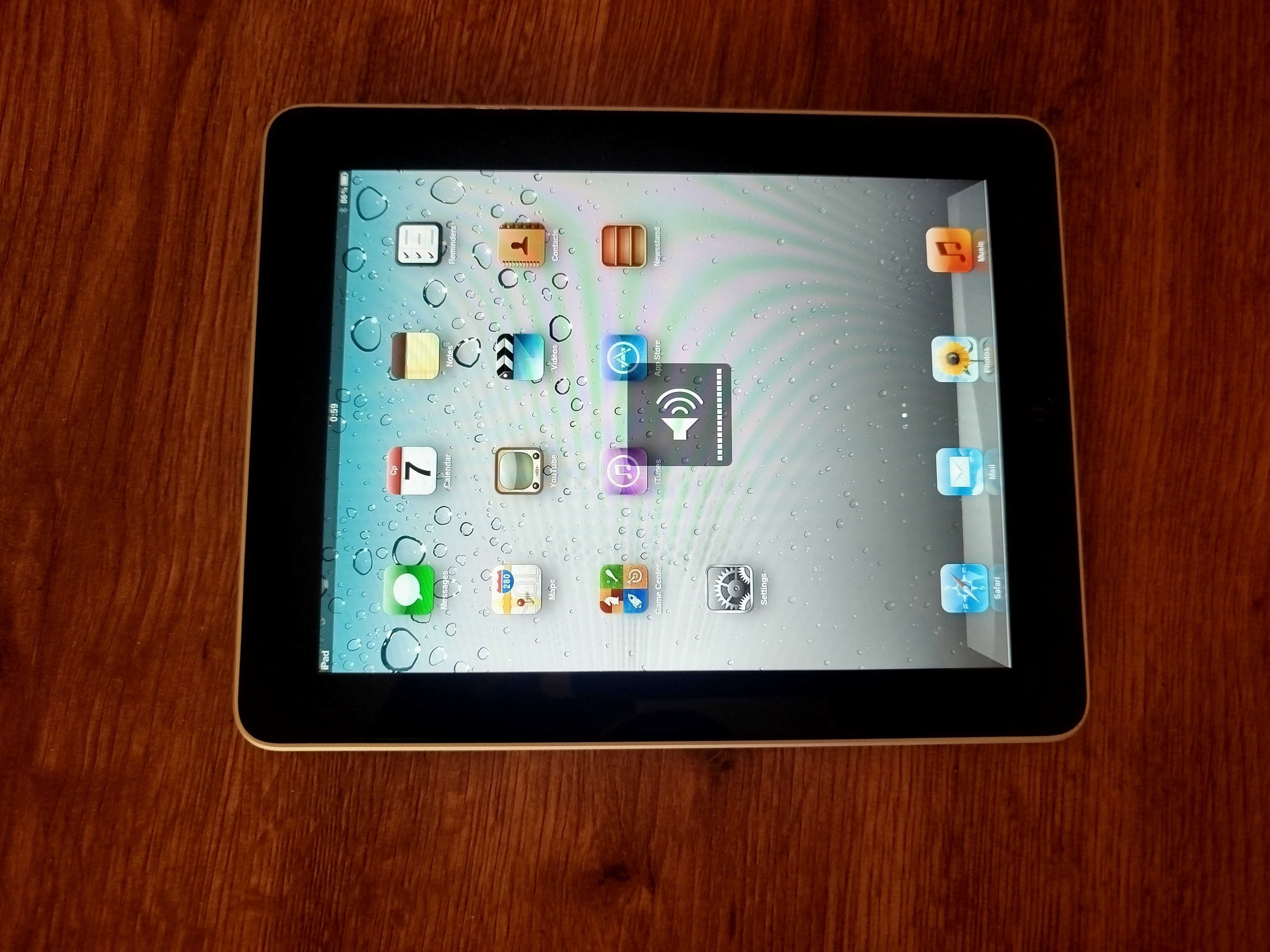 Ipad удобен и практичен  запазен