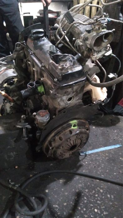 Двигатель на Audi C4 (100). 2-х литровый