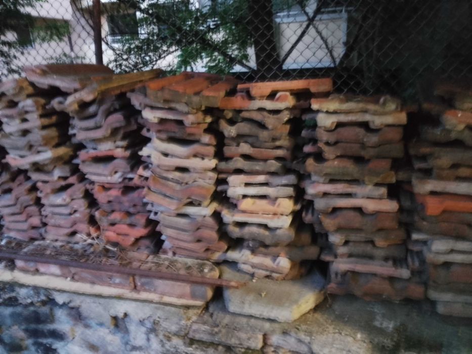 Продавам керемиди от старите ( качествени)