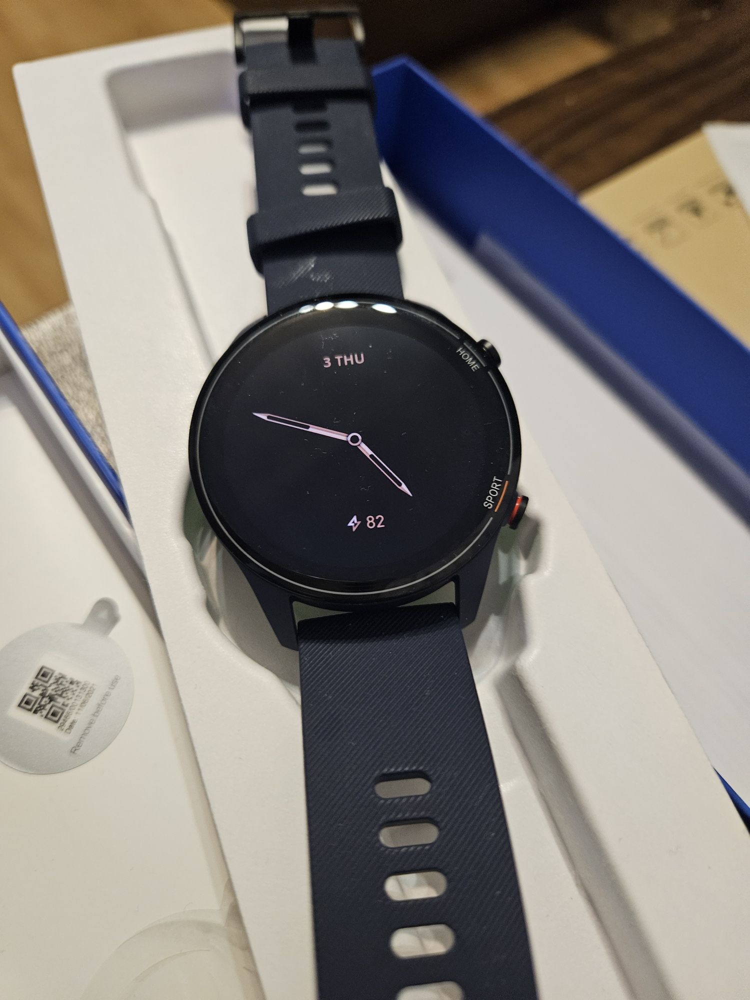 Смарт часовник Xiaomi .