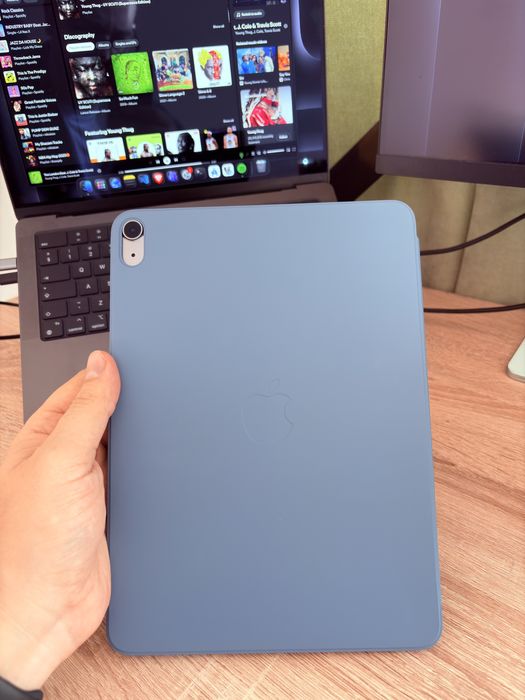 iPad Air M3 + Смарт фолио и 23м гаранция