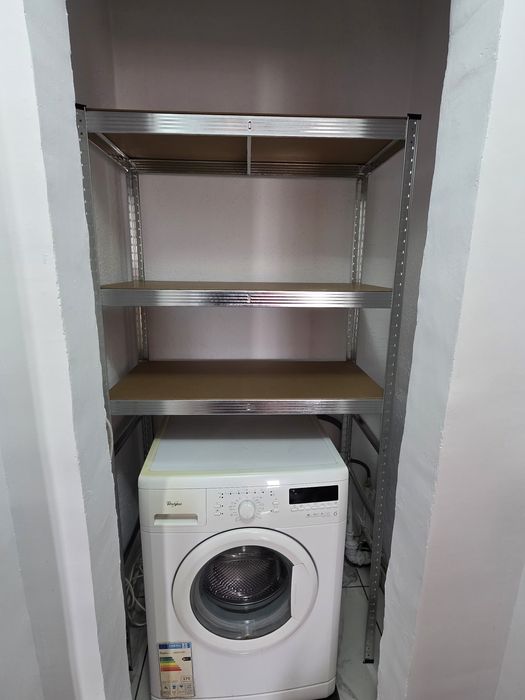 De inchiriat apartament zona polivalenta ,targoviste