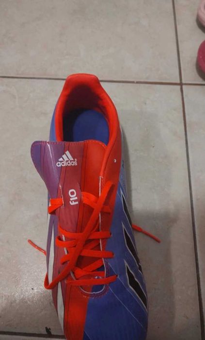 ghete adidas editie messi
