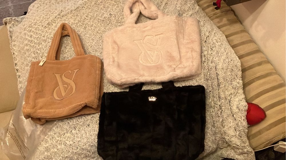 Genți pufoase Victoria Secret