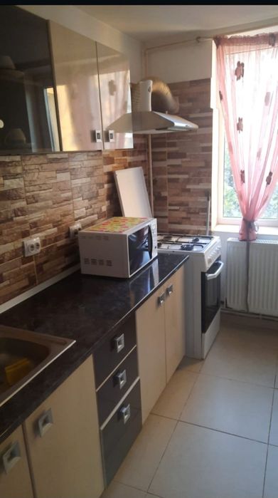 Apartament 3 camere în Videle