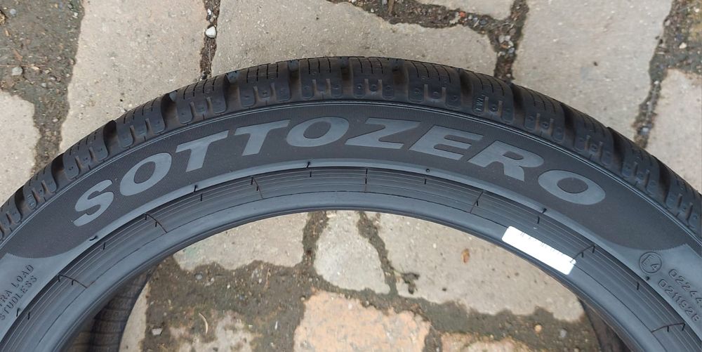 Set 2buc 205/45 R17 88H XL Pirelli Sotto Zero Winter 210 seria² M+S ia