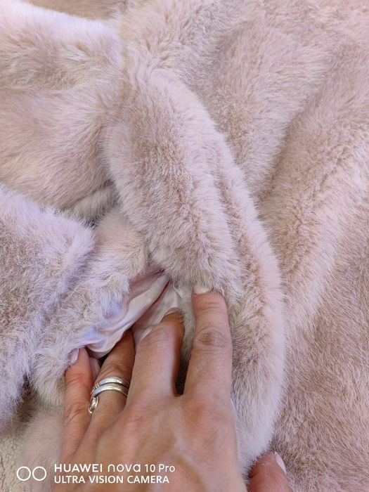 Къси якета с еко косъм