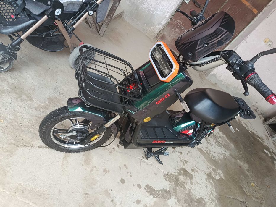 Skutir sotiladi 400$dan kami yuq