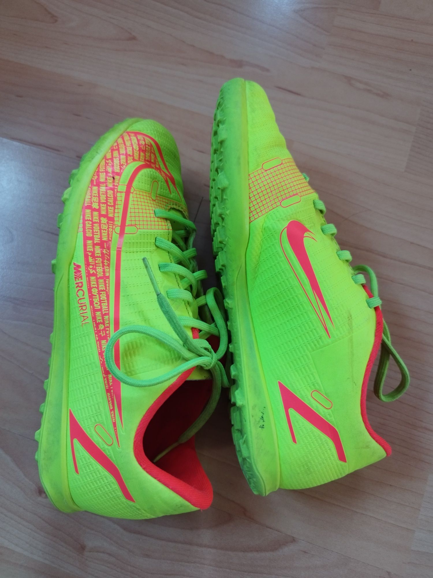 Детски футболни обувки (стоножки) – Nike Mercurial Vapor 14