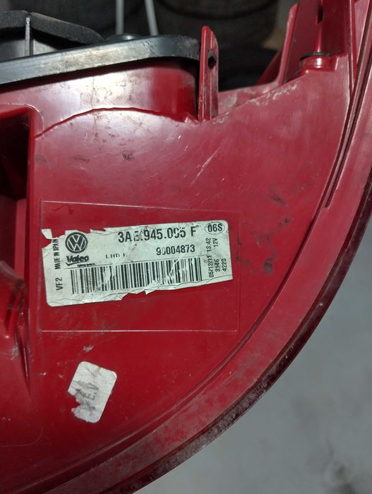 Ляв външен стоп Passat 7