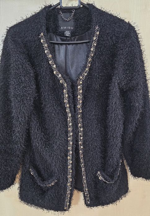 Jachetă neagră cu detalii metalice și pietre măs 38