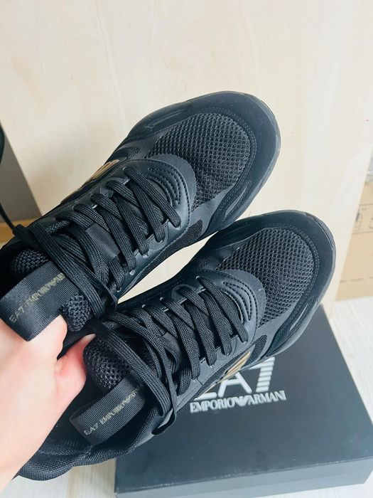 Маратонки Armani