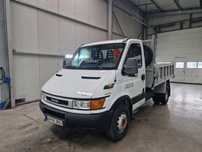 Vind iveco 65c 15 basculabil cu clima .  schimb cu bus persoane .