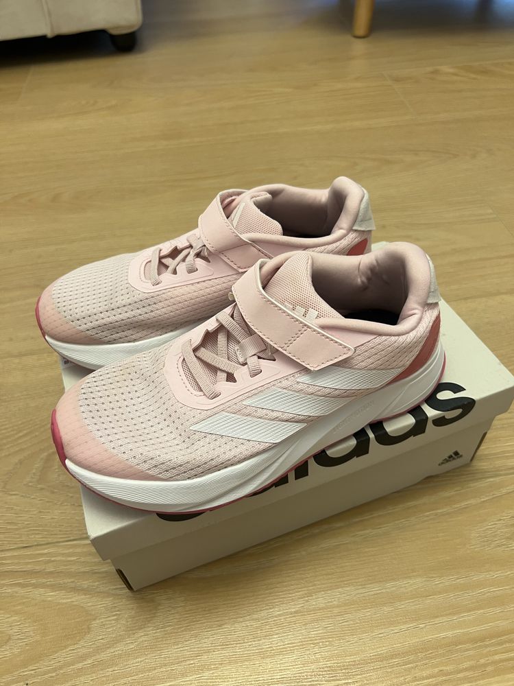 Маратонки Adidas