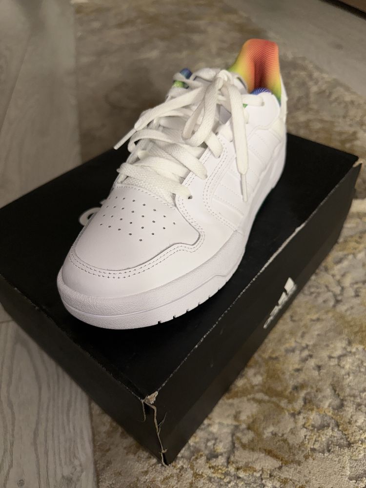 Adidas Entrap Basketball sneakers