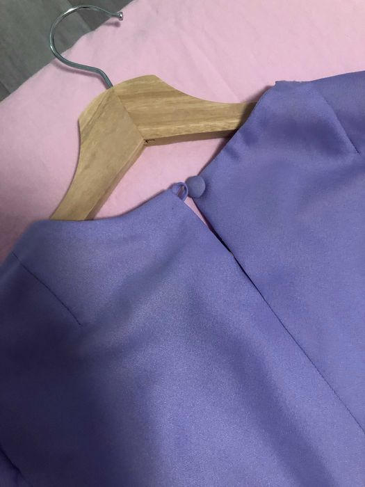 Официална дълга рокля в лилав цвят шита по поръчка