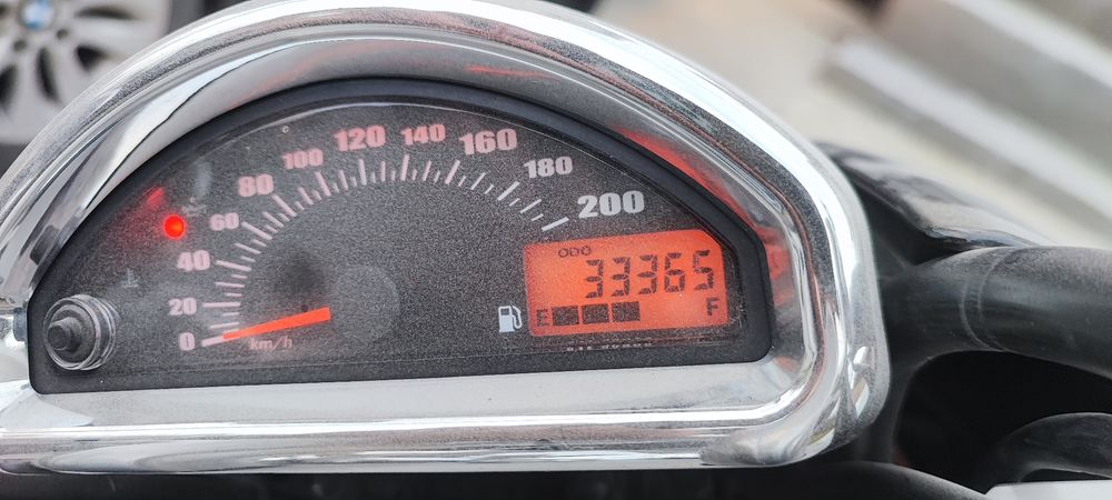 Suzuki VZ800 Boulevard 2011