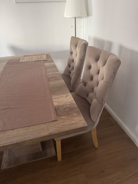 Vand 4 scaune Momax noi bej/crem